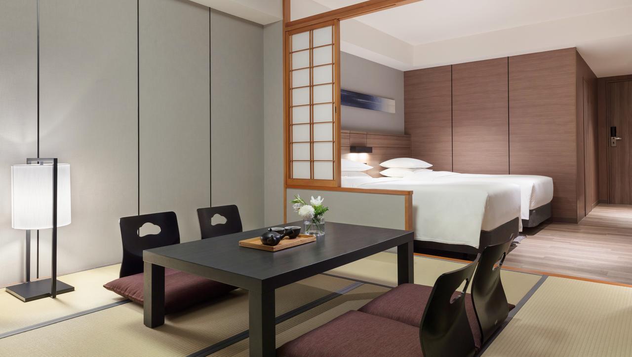 นันกิ-ชิระฮะมะ แมริออท โฮเต็ล Hotel ชิราฮามะ ภายนอก รูปภาพ A room at the hotel